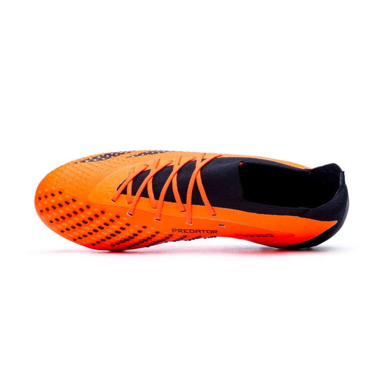 Bota Adidas Predator Accuracy .1 L AG 5 Bota Adidas Predator Accuracy .1 L AG - Imagen 5