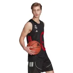 Camiseta Adidas Real Madrid CF Fanswear Avengers -zapateria de futbol camiseta adidas real madrid fanswear temp. 202122 avengers pack adulto black 4