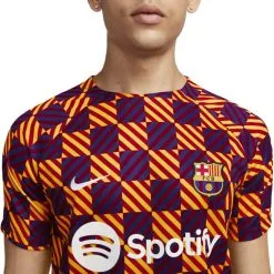 Camiseta Nike FC Barcelona Pre-Match 2022-2023 -zapateria de futbol camiseta nike fc barcelona pre match 2022 2023 yellow noble red 2