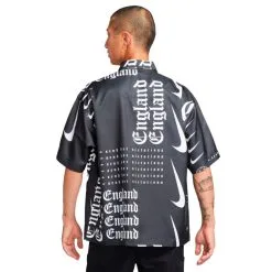 Camiseta Nike Inglaterra Fanswear Euro 2022 -zapateria de futbol camiseta nike inglaterra fanswear euro 2022 black white 1