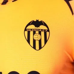 Camiseta Puma Valencia CF Pre-Match 2022-2023 Niño 7 Camiseta Puma Valencia CF Pre-Match 2022-2023 Niño -zapateria de futbol camiseta puma valencia cf pre match 2022 2023 nino amarillo 2