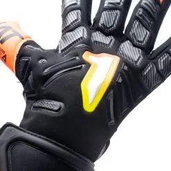 Guante Rinat The Boss Stellar Alpha -zapateria de futbol guante rinat the boss stellar alpha black 4 1